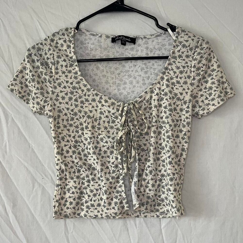 Mixed Threads Crop Top! - Picture 2 of 6